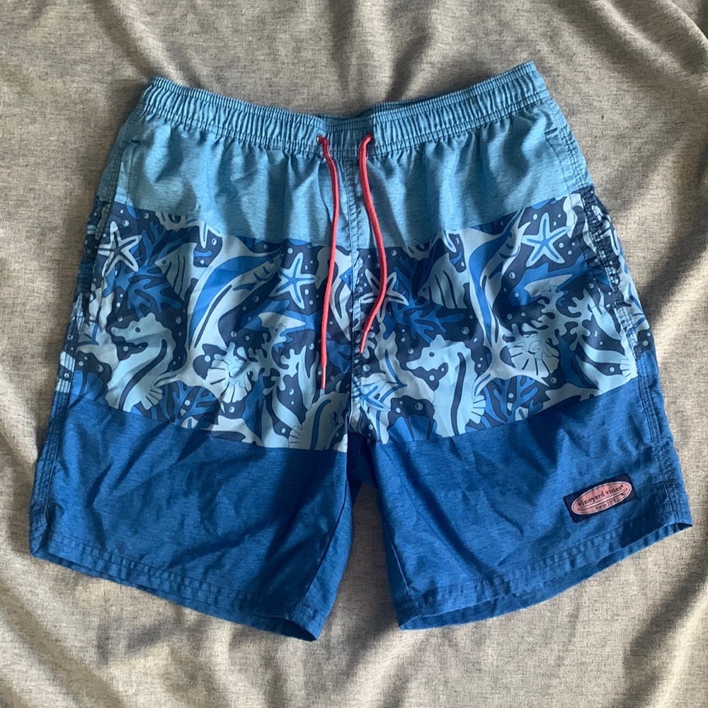 Vineyard Vines Swim Trunks - S - Picture 1 of 3